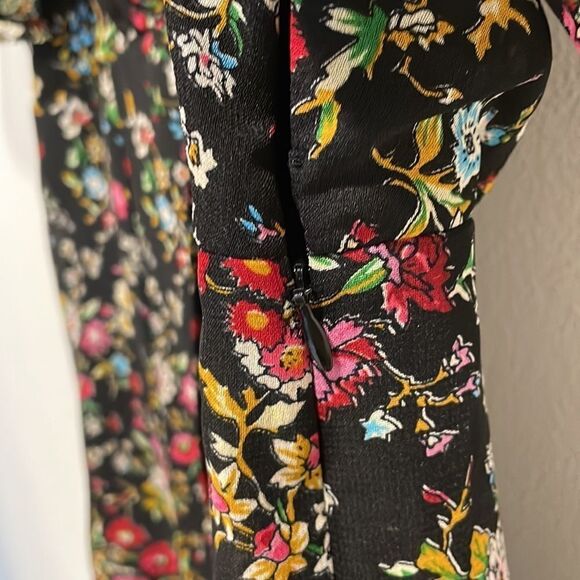 Ranna Gill for Anthropologie black floral v neck Artemisia dress - Picture 13 of 13